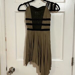 Stylish Black and Tan Dress Dance Costume